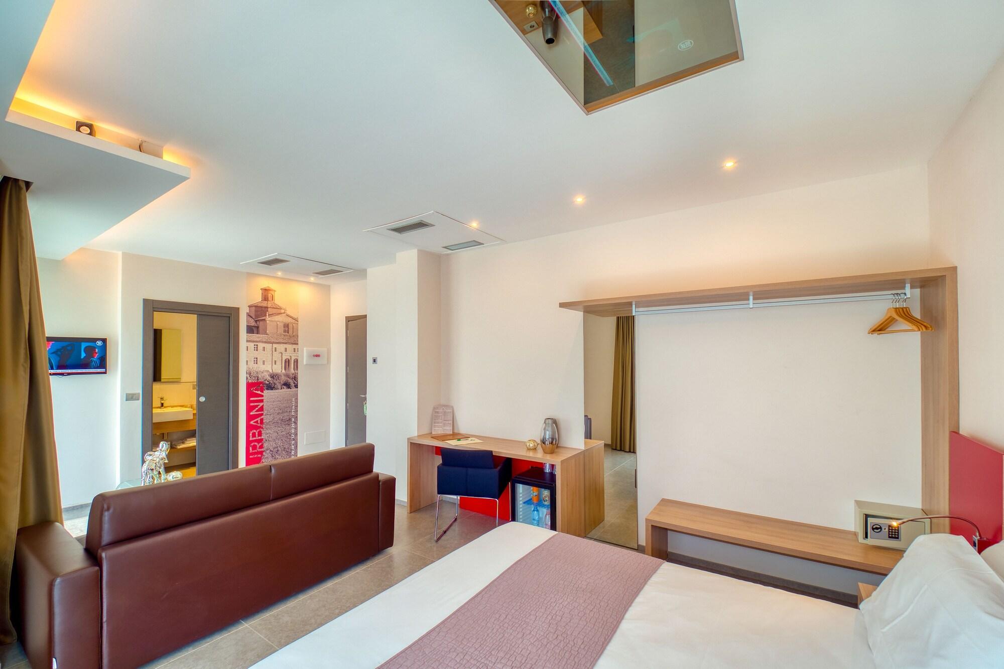 Boutique Bramante & Hotel Urbania