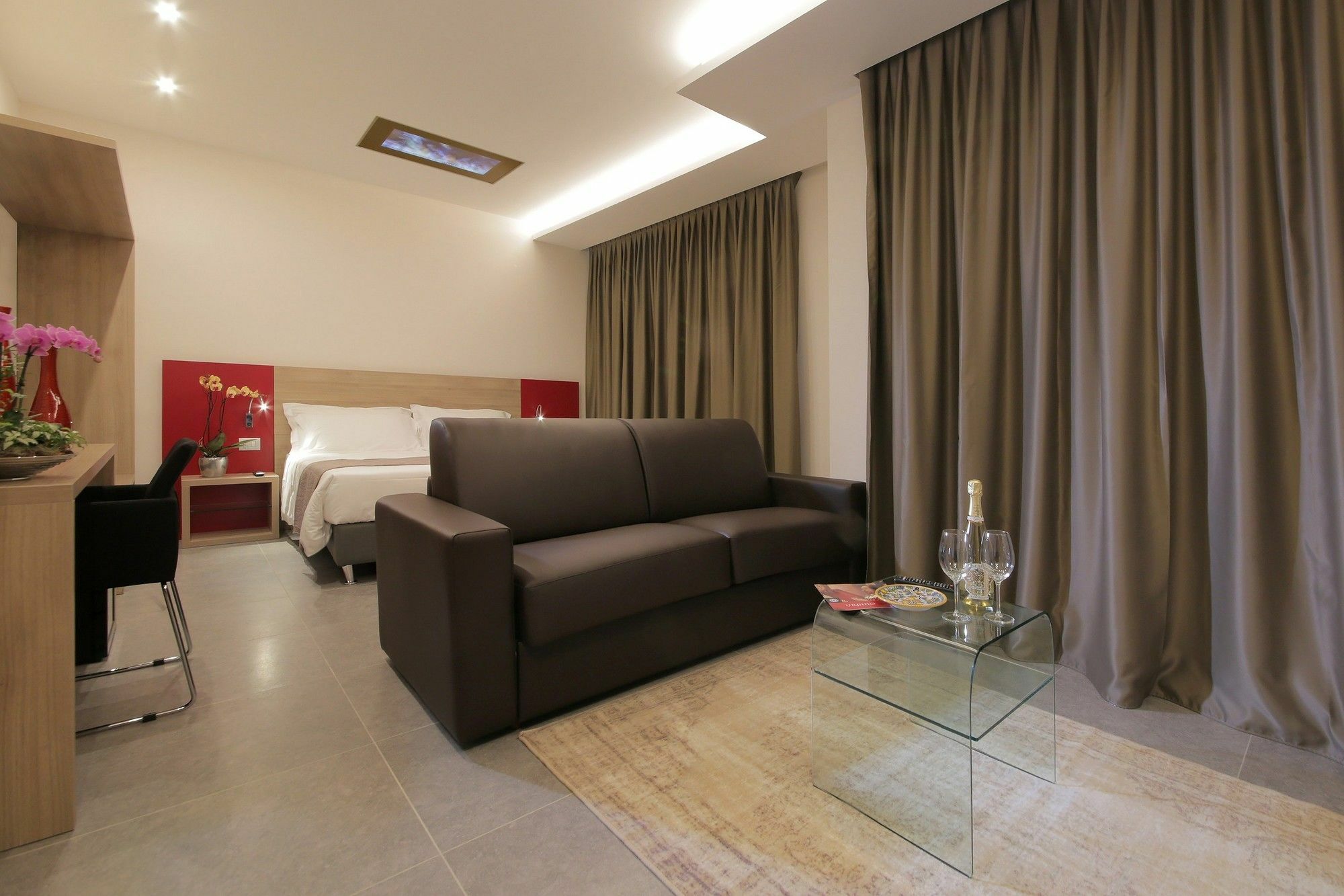 Boutique Bramante & 4* Urbania