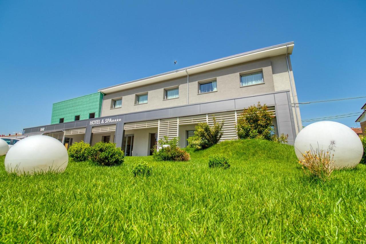 Boutique Bramante & 4* Urbania